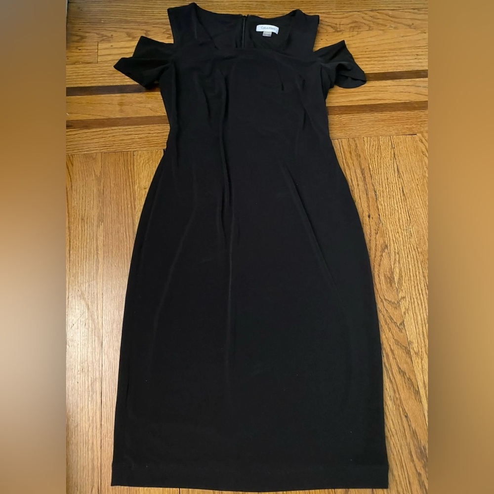 Calvin Klein Black round neck
 cold shoulder  Dress WOMANS size 4